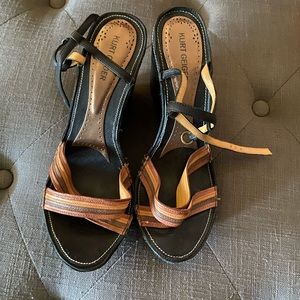 Kurt Geiger brown wedges